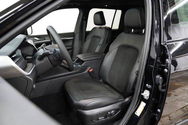 new 2026 Jeep Grand Cherokee car, priced at $46,750