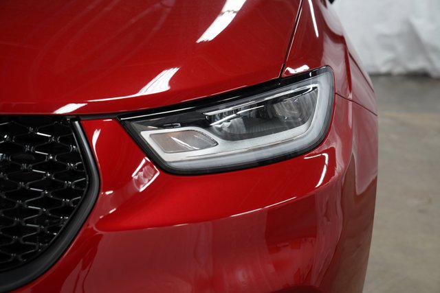 new 2026 Chrysler Pacifica car, priced at $50,979