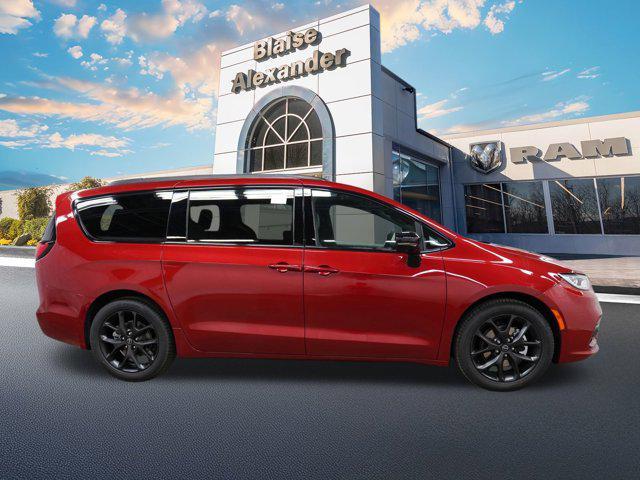 new 2026 Chrysler Pacifica car, priced at $50,979