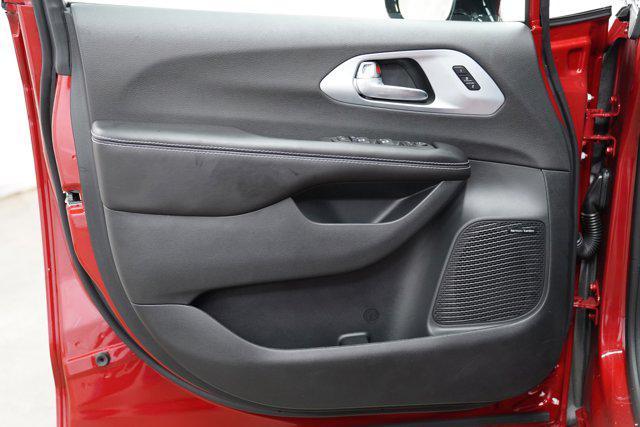 new 2026 Chrysler Pacifica car, priced at $50,979