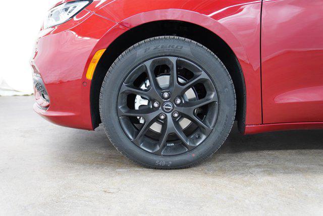 new 2026 Chrysler Pacifica car, priced at $50,979