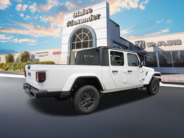 new 2025 Jeep Gladiator car, priced at $44,541