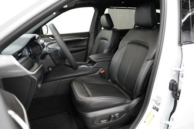 new 2025 Jeep Grand Cherokee L car, priced at $52,053