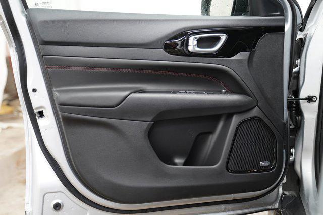 new 2026 Jeep Compass car, priced at $36,918