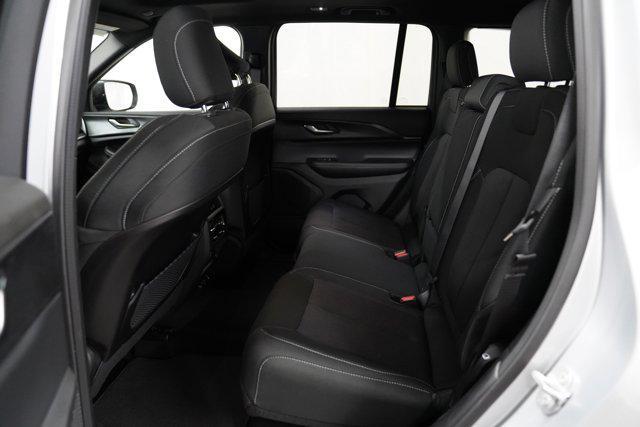 new 2025 Jeep Grand Cherokee car, priced at $36,331