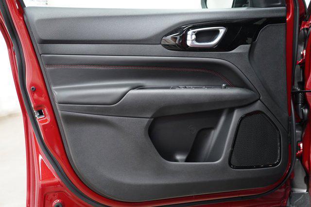 new 2026 Jeep Compass car, priced at $34,258