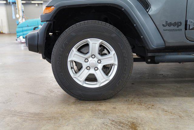 used 2022 Jeep Wrangler Unlimited car, priced at $31,000