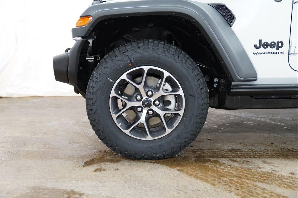 new 2026 Jeep Wrangler car, priced at $44,342