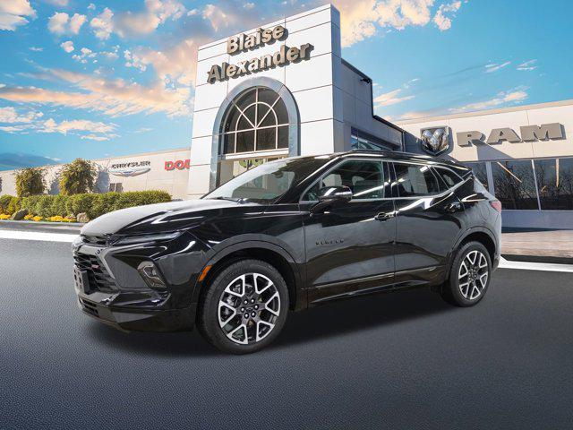 used 2025 Chevrolet Blazer car, priced at $34,000