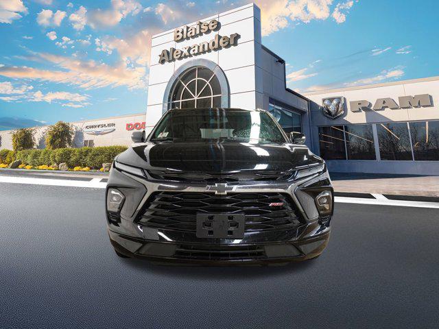 used 2025 Chevrolet Blazer car, priced at $34,000