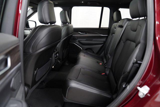 new 2026 Jeep Grand Cherokee car, priced at $47,713