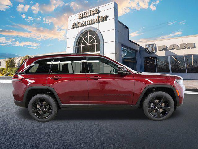 new 2026 Jeep Grand Cherokee car, priced at $47,713