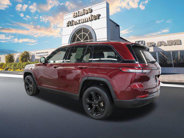 used 2022 Jeep Grand Cherokee car, priced at $30,000