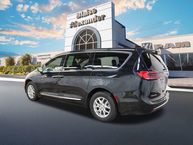 used 2025 Chrysler Pacifica car, priced at $30,500