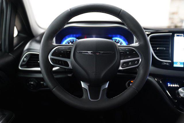 used 2025 Chrysler Pacifica car, priced at $30,500