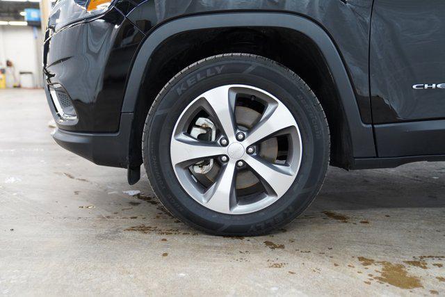 used 2022 Jeep Cherokee car, priced at $21,000