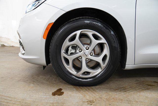 used 2024 Chrysler Pacifica car, priced at $33,000