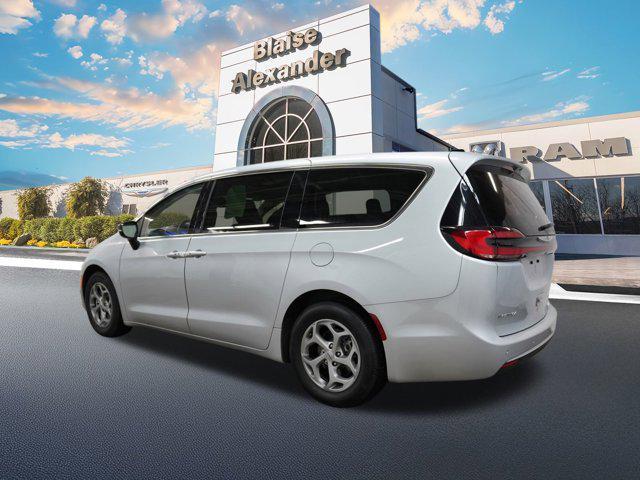 used 2024 Chrysler Pacifica car, priced at $33,000