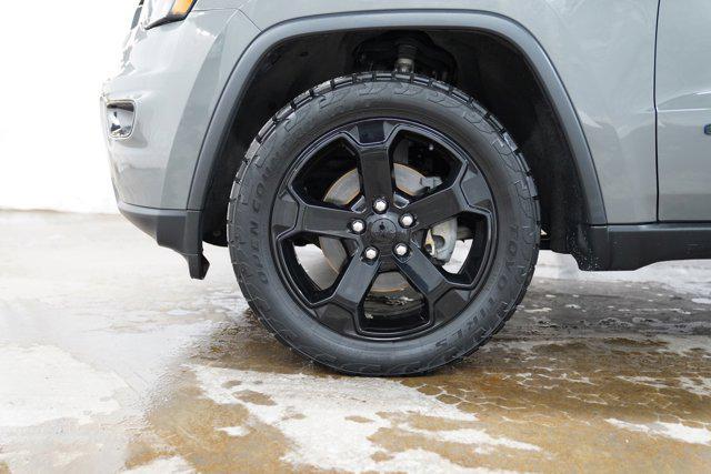 used 2019 Jeep Grand Cherokee car, priced at $18,000