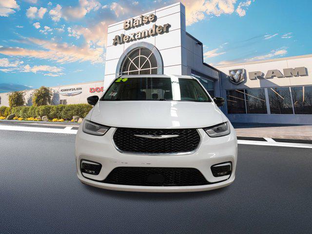 used 2024 Chrysler Pacifica car, priced at $30,500