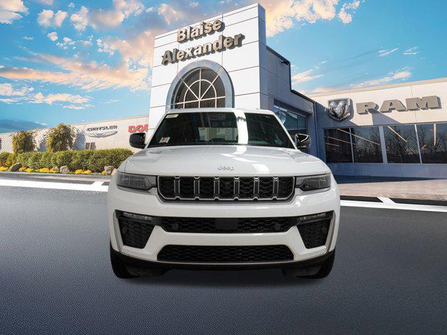 new 2026 Jeep Grand Cherokee car, priced at $49,671