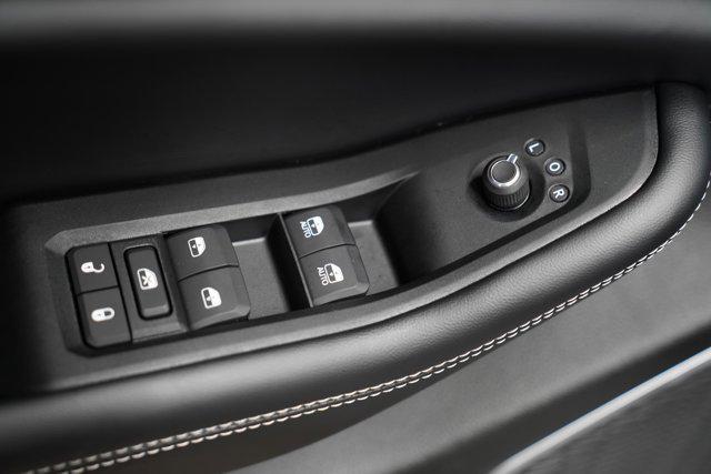 new 2026 Jeep Grand Cherokee car, priced at $49,671