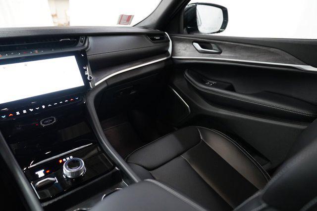 new 2026 Jeep Grand Cherokee car, priced at $49,671