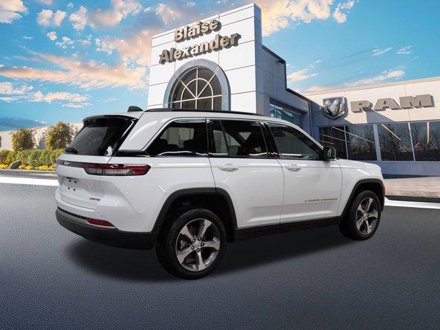 new 2026 Jeep Grand Cherokee car, priced at $49,671