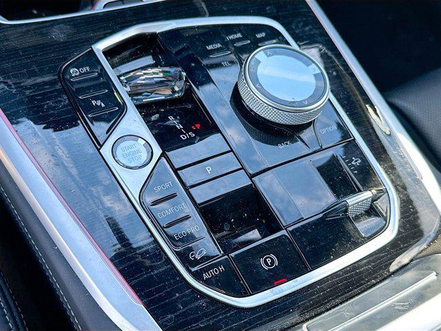 new 2025 BMW X7 car, priced at $115,895