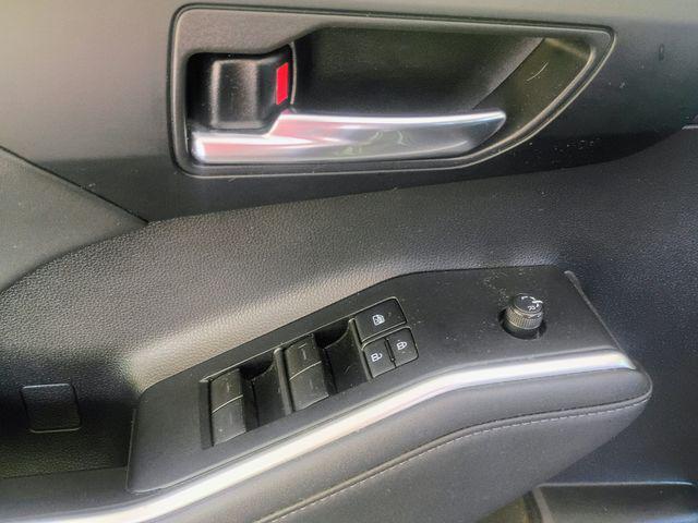 used 2022 Toyota Highlander car, priced at $35,959
