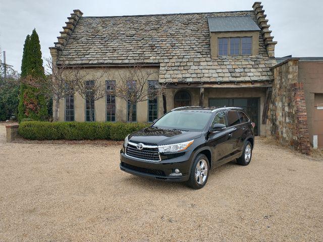 used 2016 Toyota Highlander car, priced at $16,959