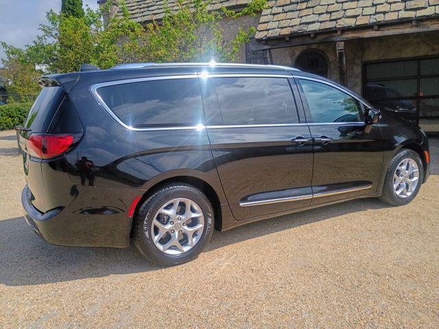 used 2020 Chrysler Pacifica car, priced at $21,959