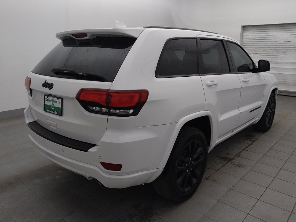 used 2017 Jeep Grand Cherokee car, priced at $18,495