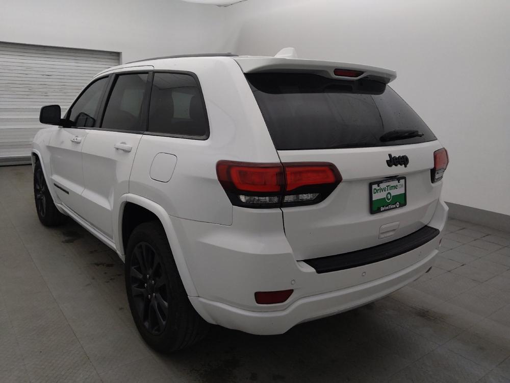 used 2017 Jeep Grand Cherokee car, priced at $18,495