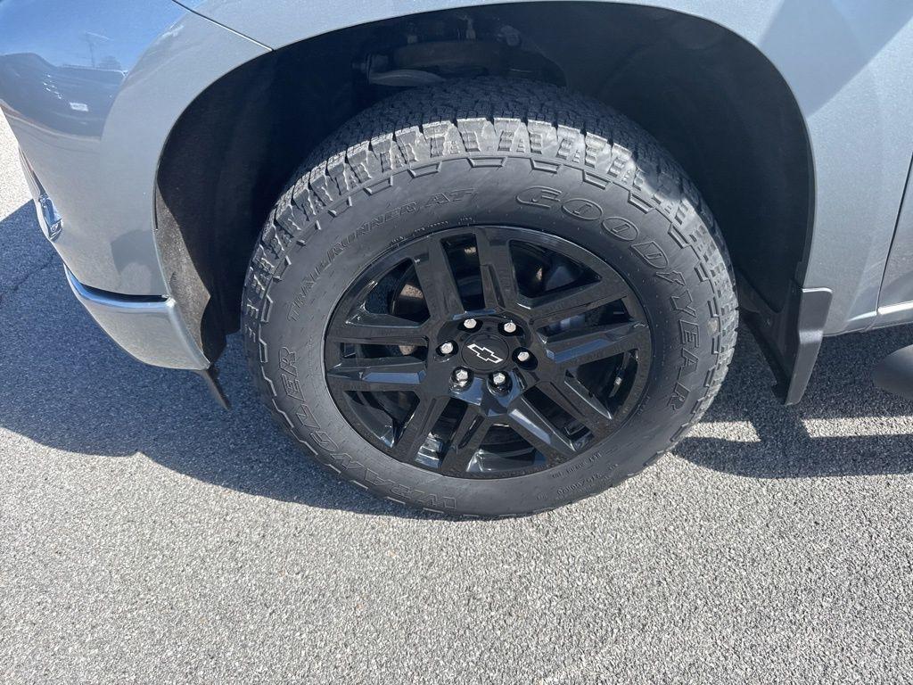 used 2025 Chevrolet Silverado 1500 car, priced at $45,999