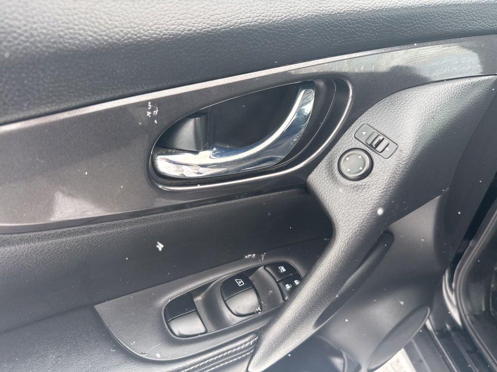 used 2017 Nissan Rogue car, priced at $11,495