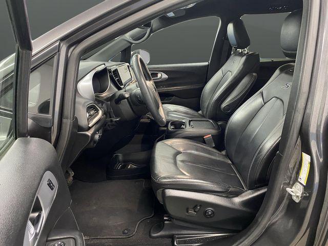 used 2022 Chrysler Pacifica car, priced at $23,584