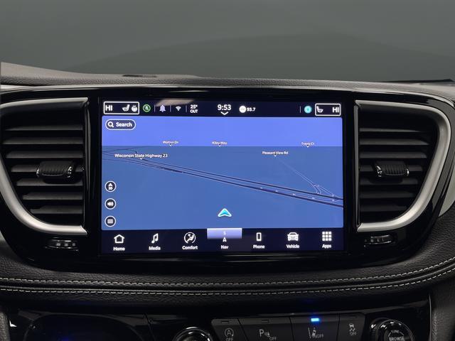 used 2025 Chrysler Pacifica car, priced at $35,954