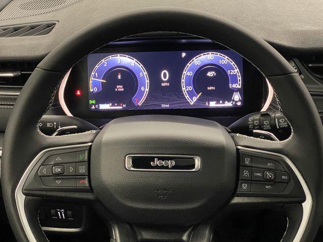 new 2025 Jeep Grand Cherokee car, priced at $41,394