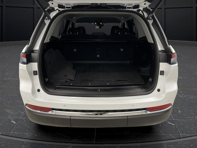 used 2023 Jeep Grand Cherokee car, priced at $28,988