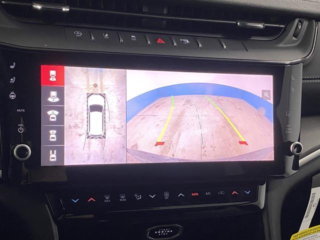 new 2026 Jeep Grand Cherokee car, priced at $52,100