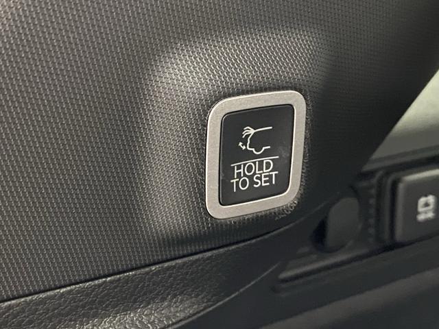 new 2025 Jeep Grand Cherokee car, priced at $50,698