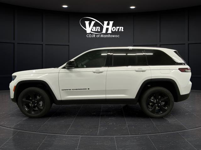 new 2025 Jeep Grand Cherokee car, priced at $50,698