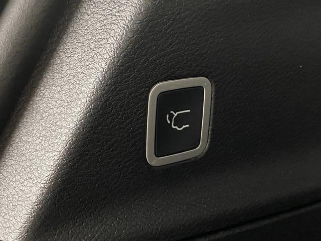 new 2026 Chrysler Pacifica car, priced at $50,058