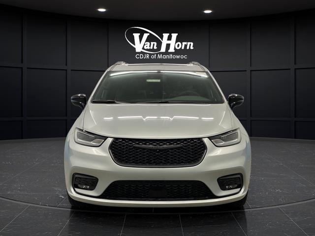 new 2026 Chrysler Pacifica car, priced at $50,058