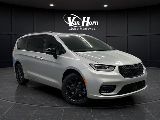 new 2026 Chrysler Pacifica car, priced at $50,058