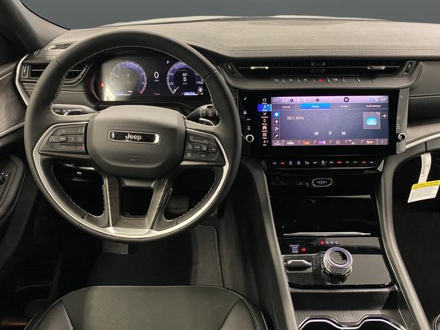 new 2026 Jeep Grand Cherokee car, priced at $40,370