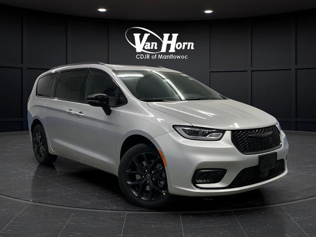 new 2026 Chrysler Pacifica car, priced at $50,058