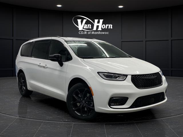 new 2026 Chrysler Pacifica car, priced at $48,902