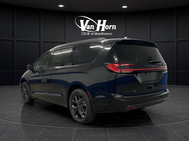 new 2026 Chrysler Pacifica car, priced at $45,450